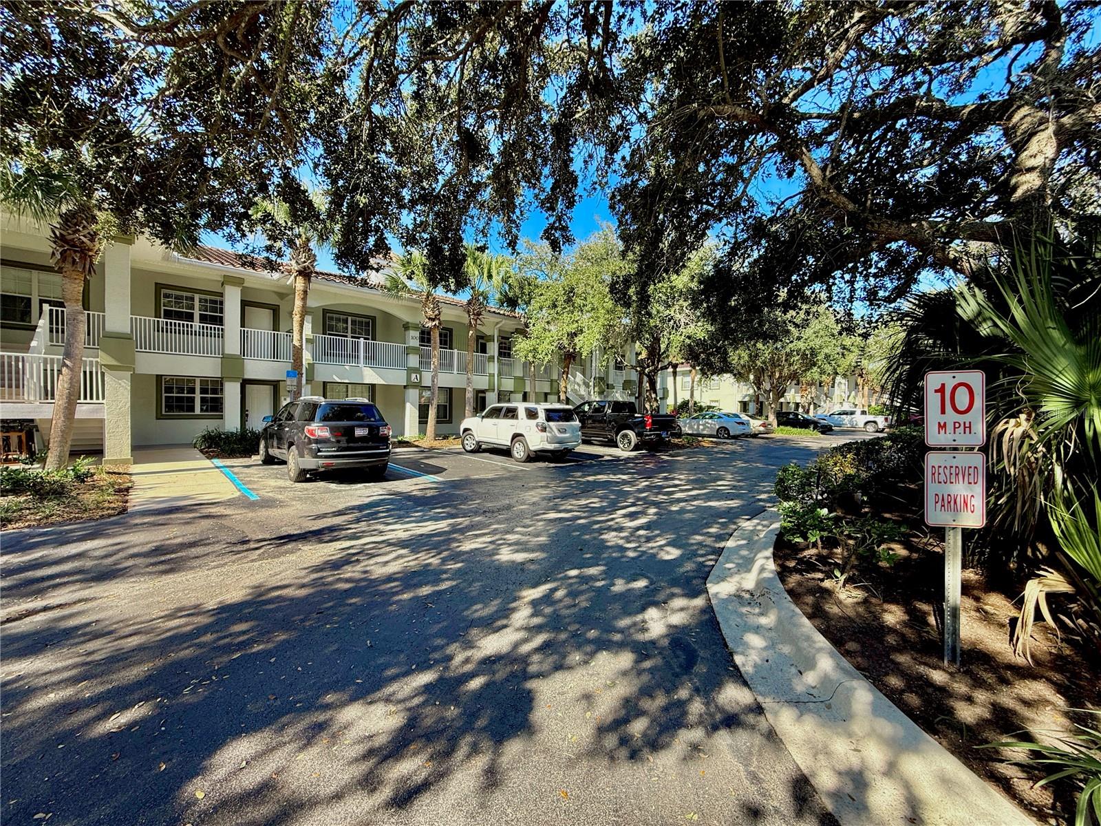 LAS BRISAS CONDO - Residential