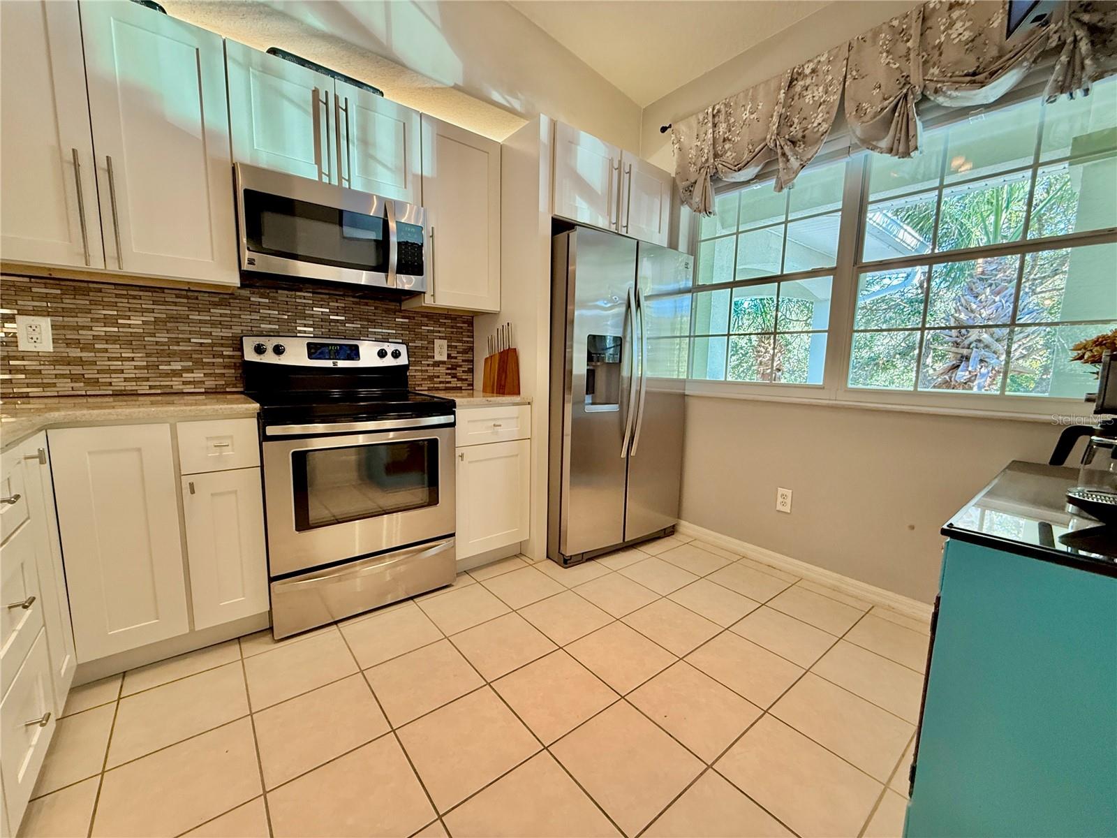 LAS BRISAS CONDO - Residential