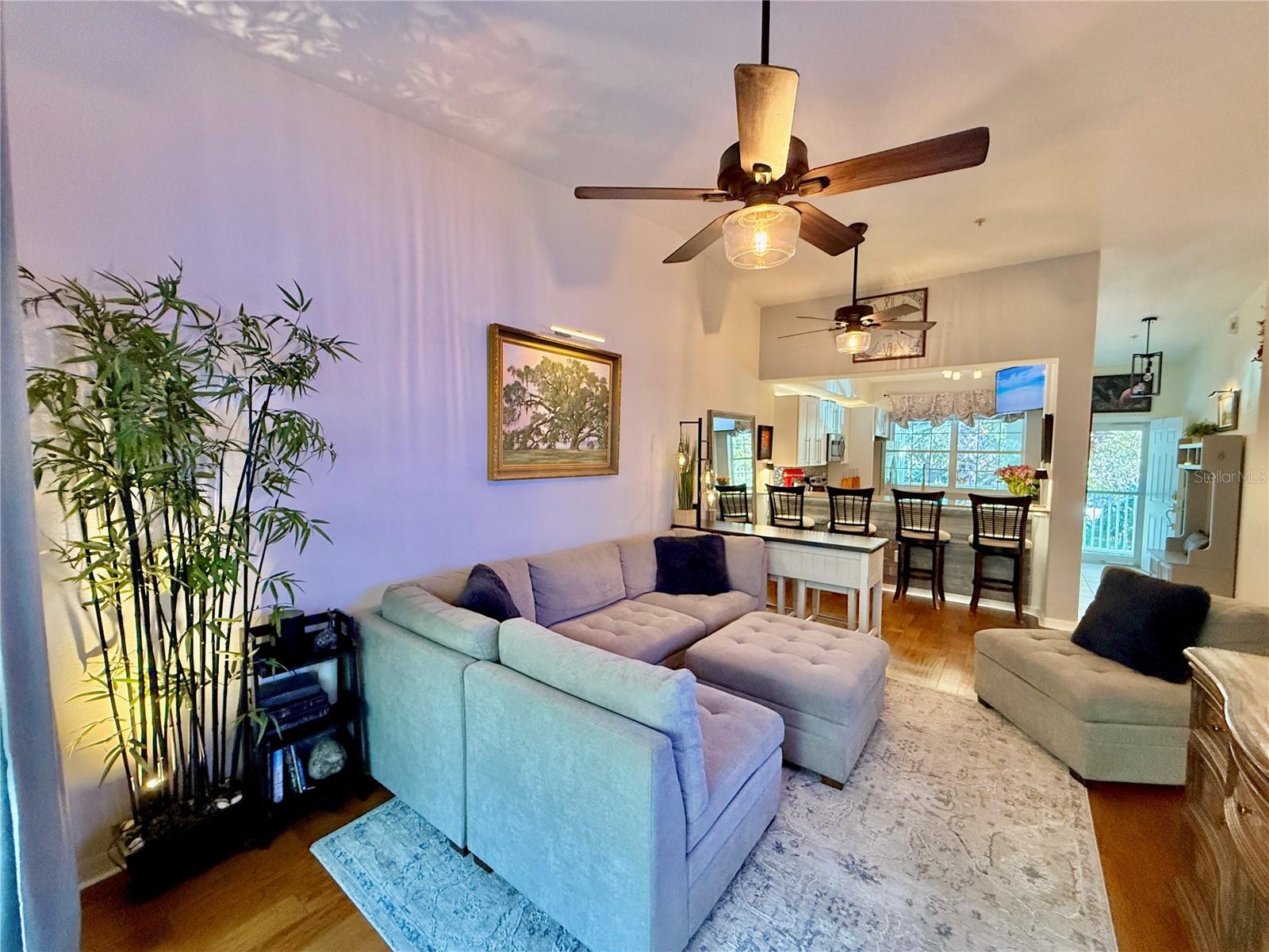 LAS BRISAS CONDO - Residential