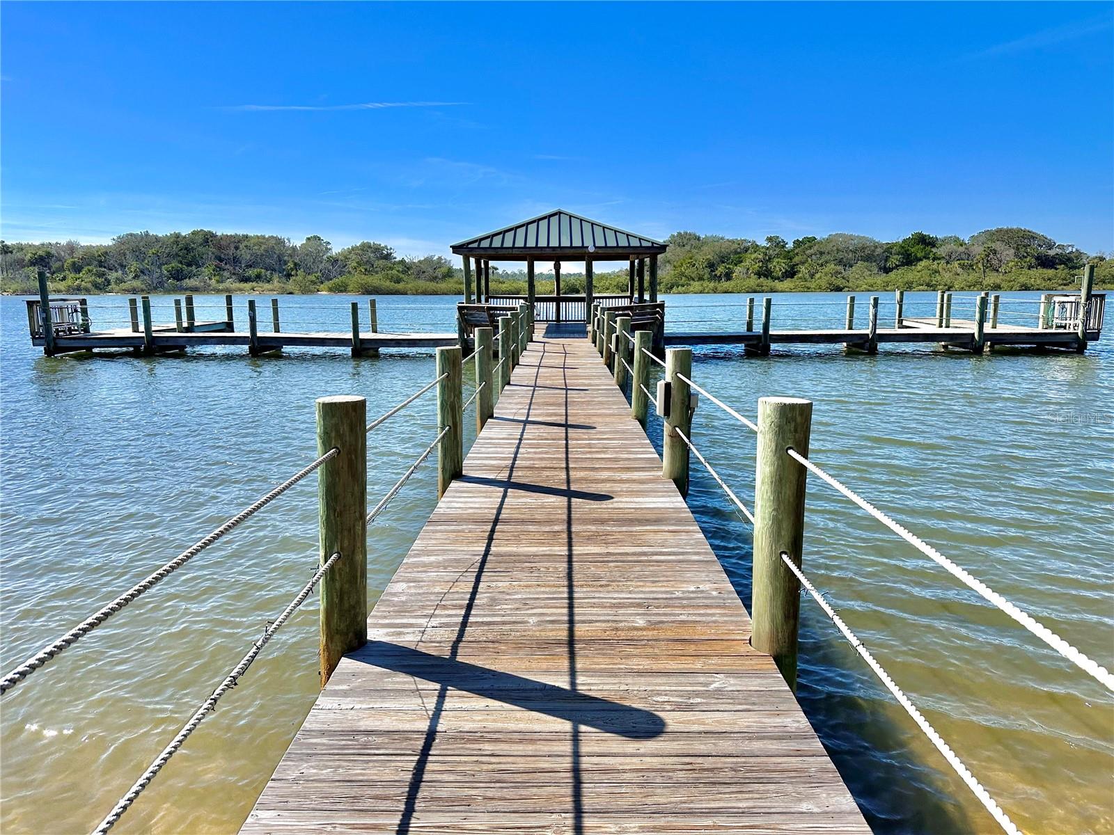 LAS BRISAS CONDO - Residential