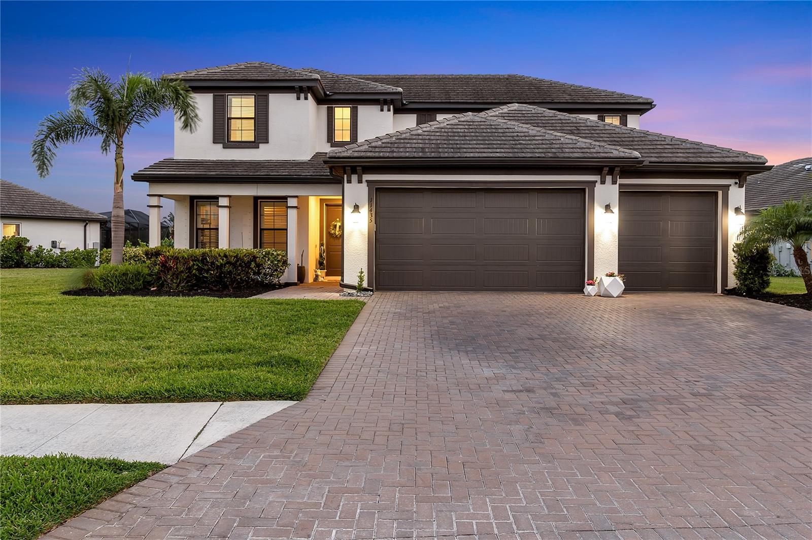 11435 APPLE TREE CIRCLE