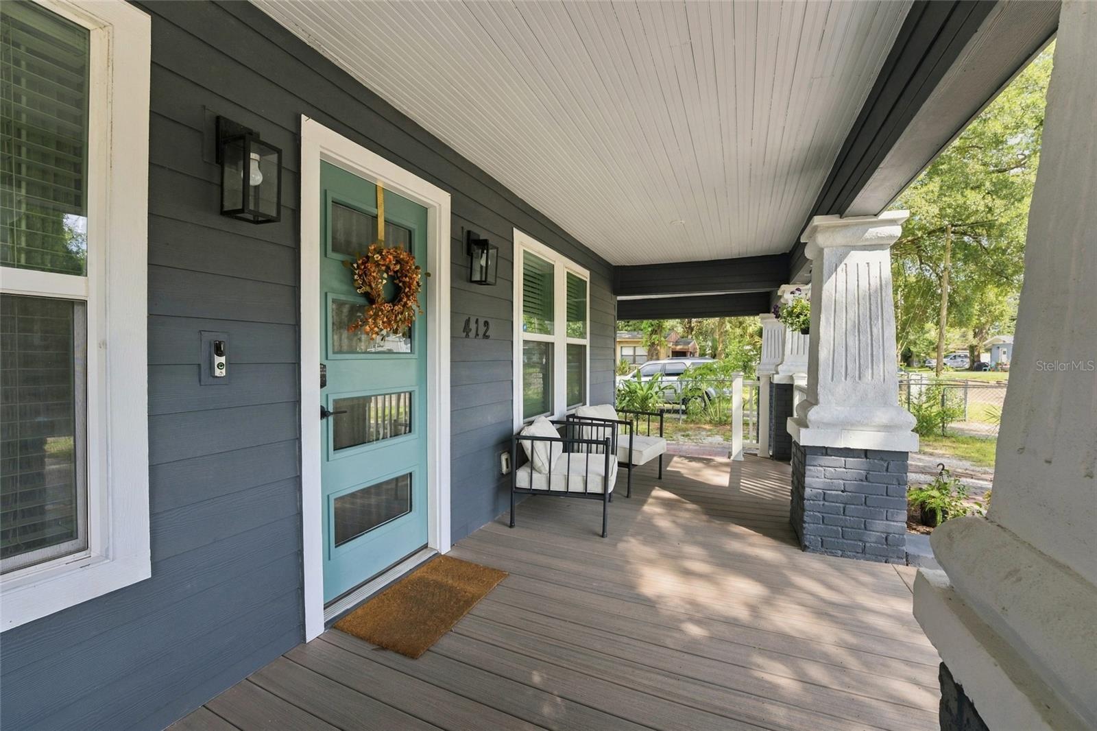 412 E HAMILTON AVENUE