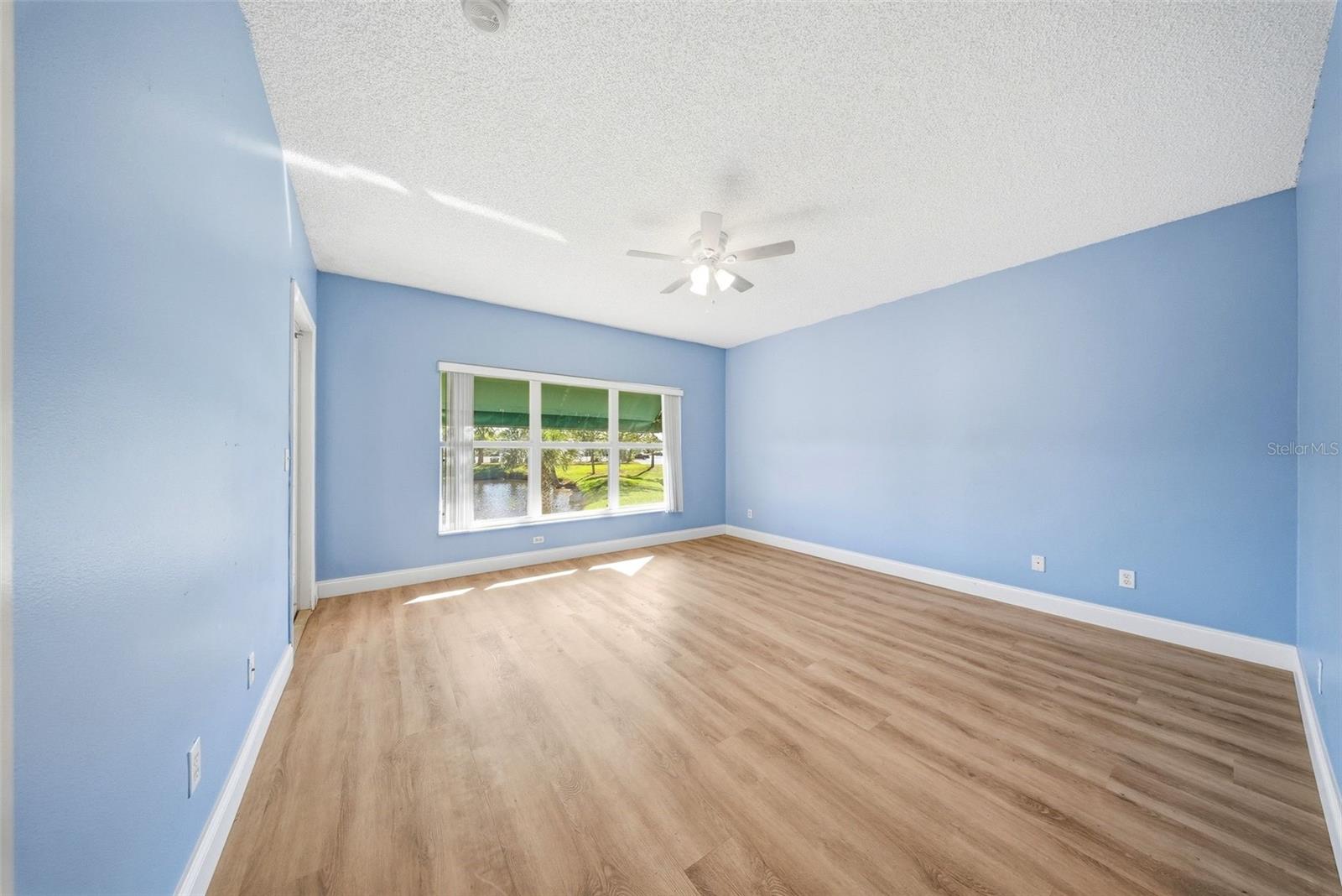 SHORES OF LONG BAYOU CONDO - Residential