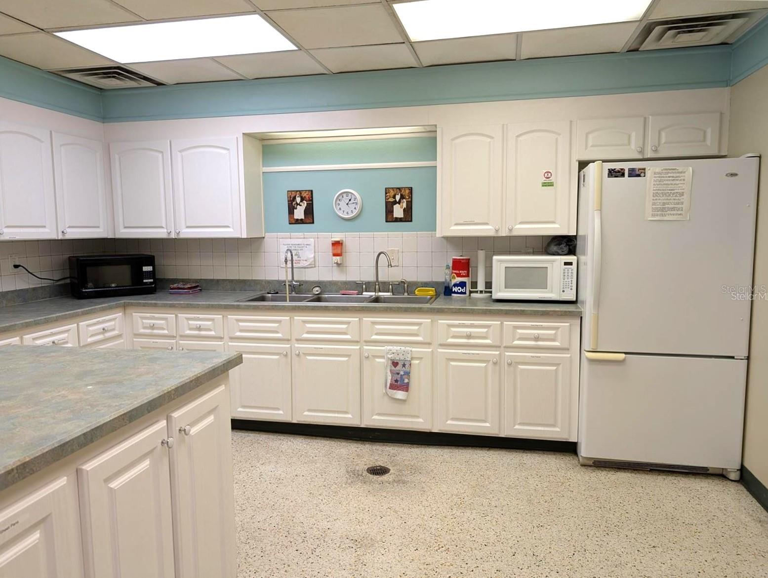 GOLDEN GATE MOBILE HOME PARK UNREC - Residential