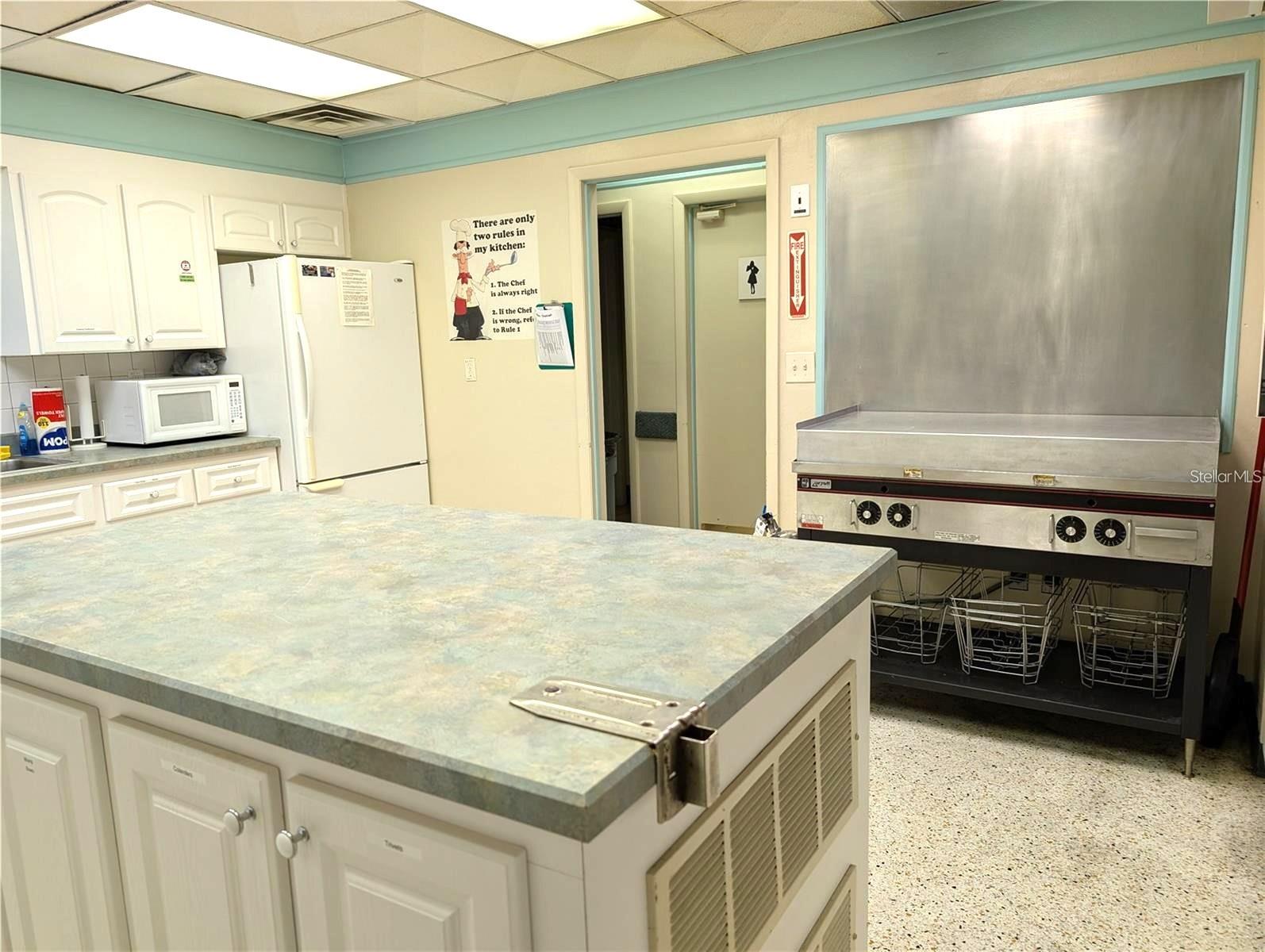 GOLDEN GATE MOBILE HOME PARK UNREC - Residential