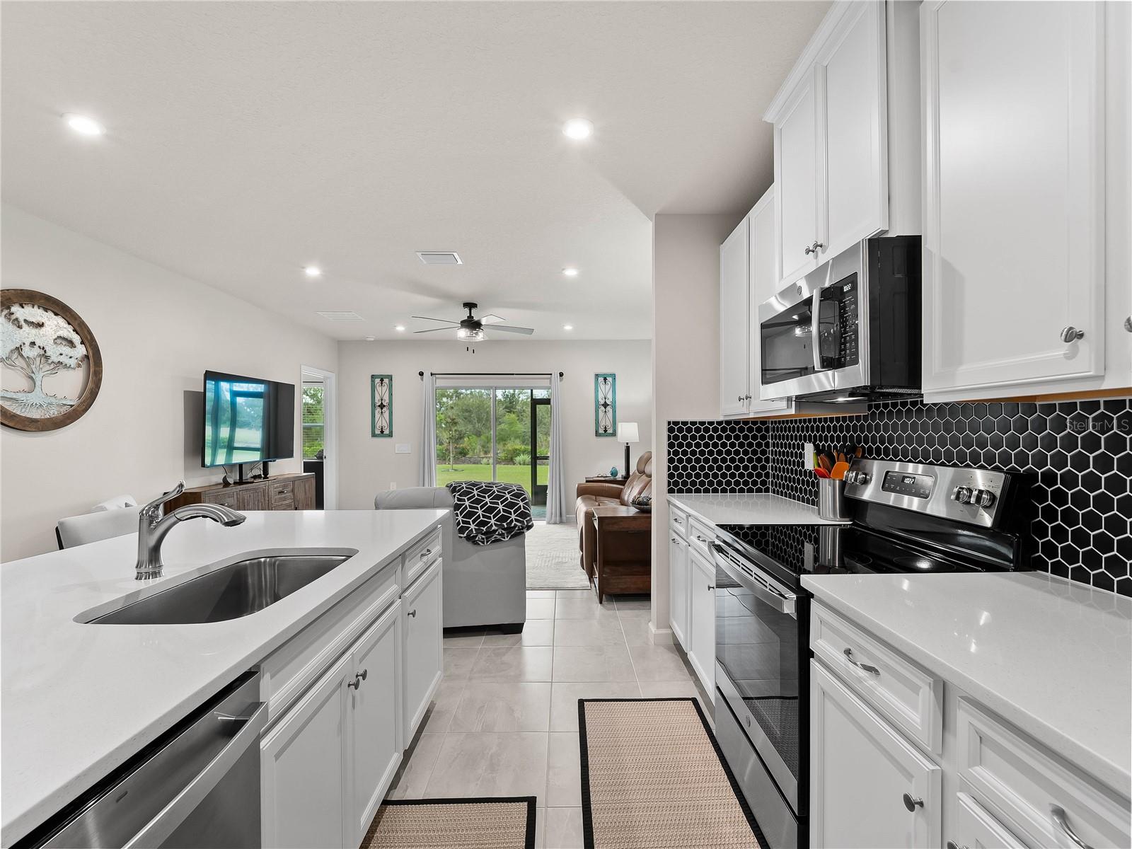 PALMS/WEST PORT 1A - Residential