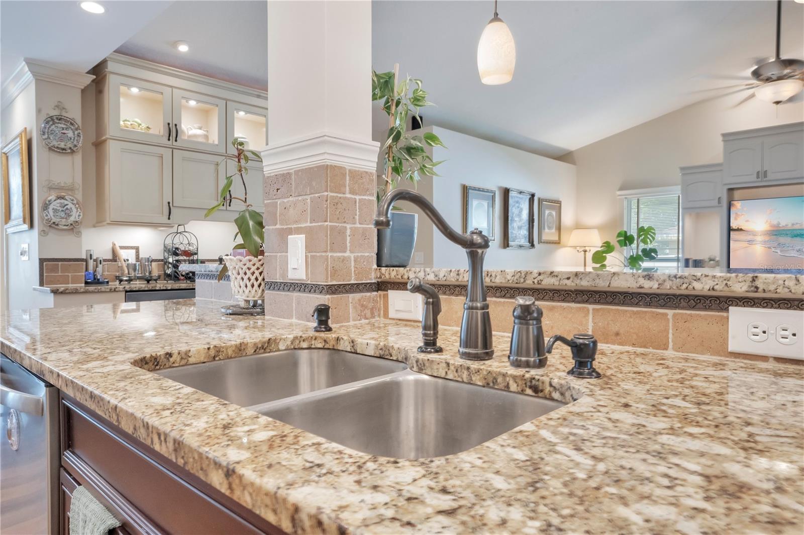 HUNTERS RUN PH 2 - Residential