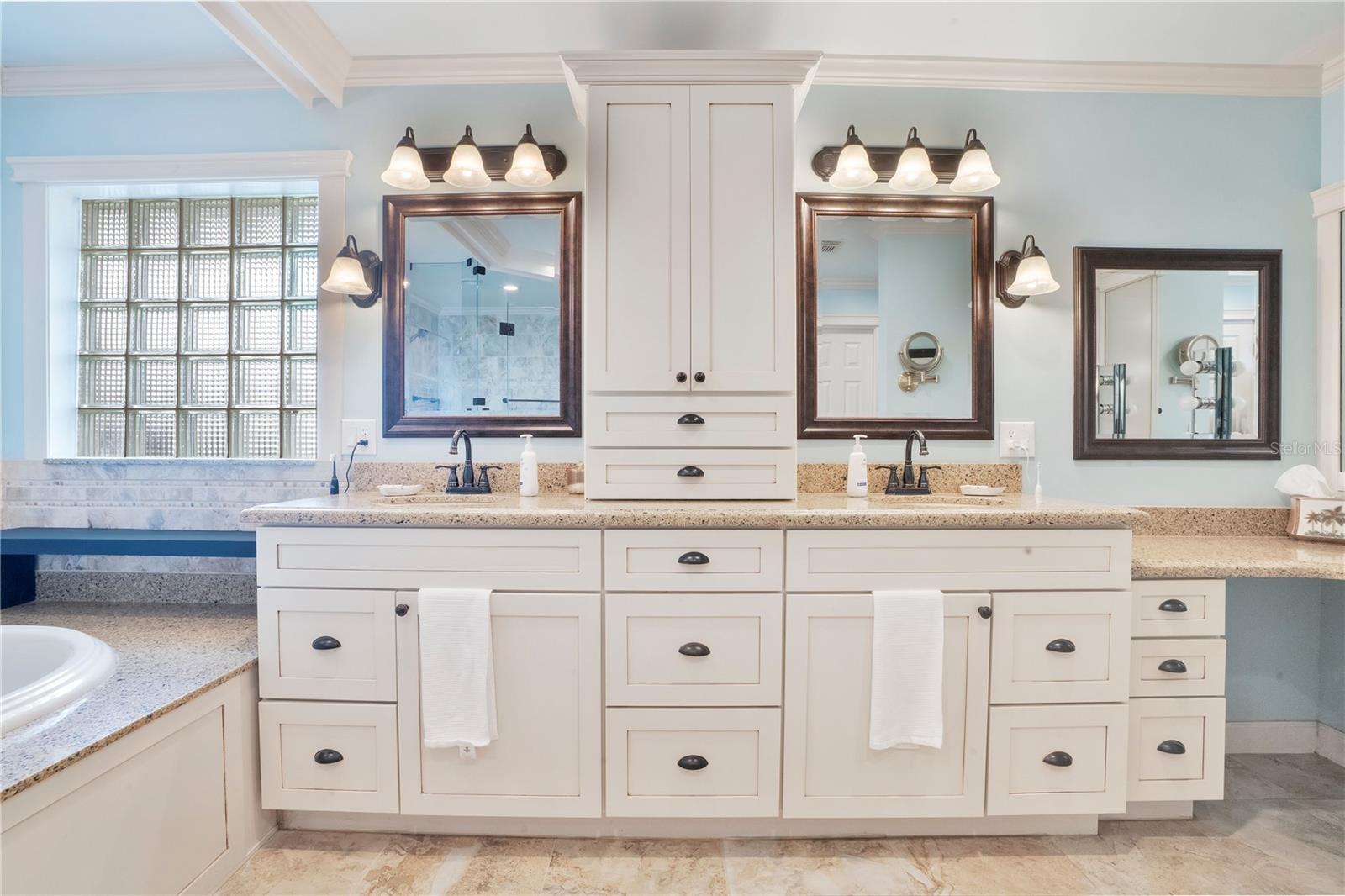 HUNTERS RUN PH 2 - Residential