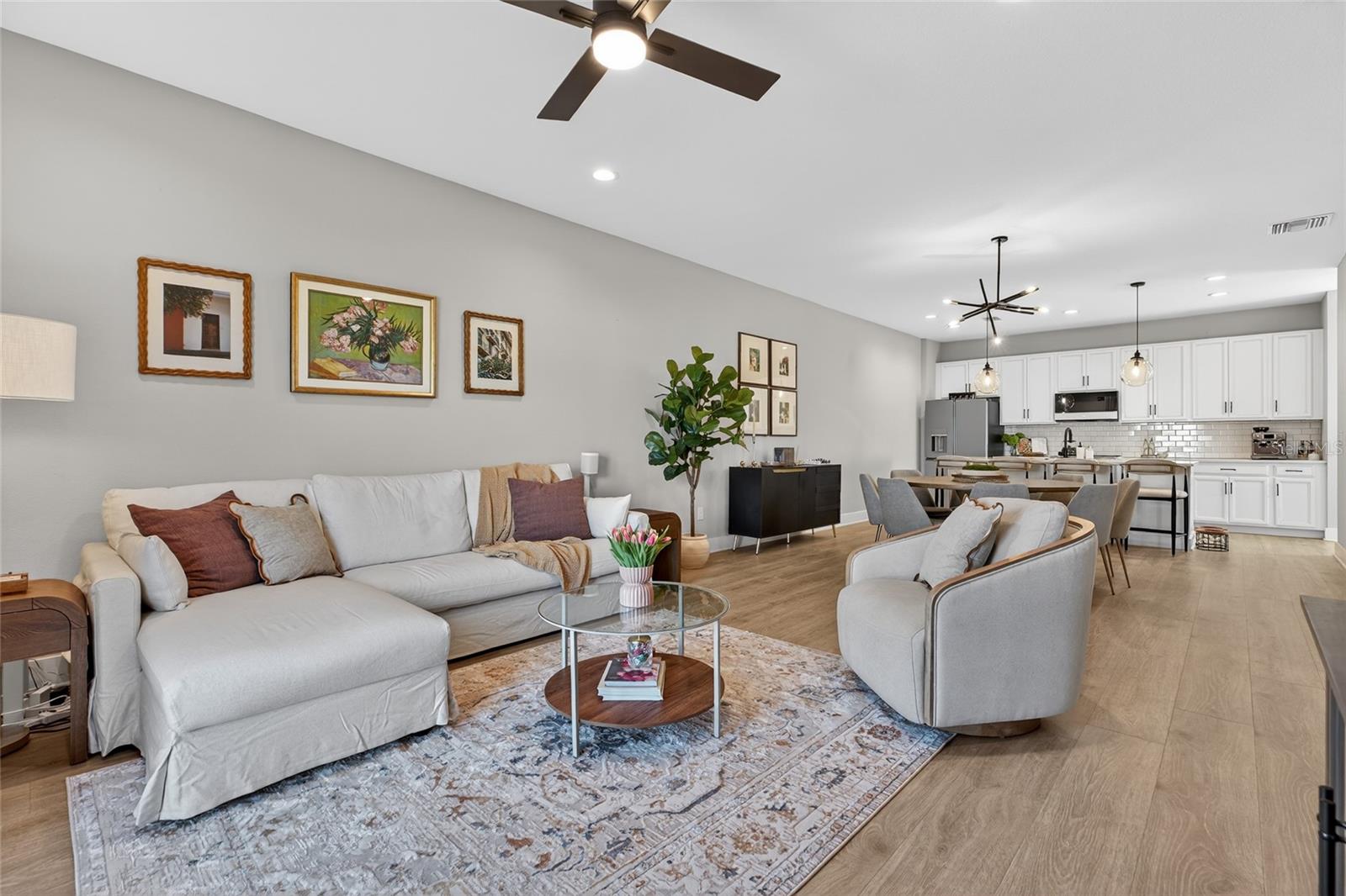 UPTOWN KENWOOD - Residential