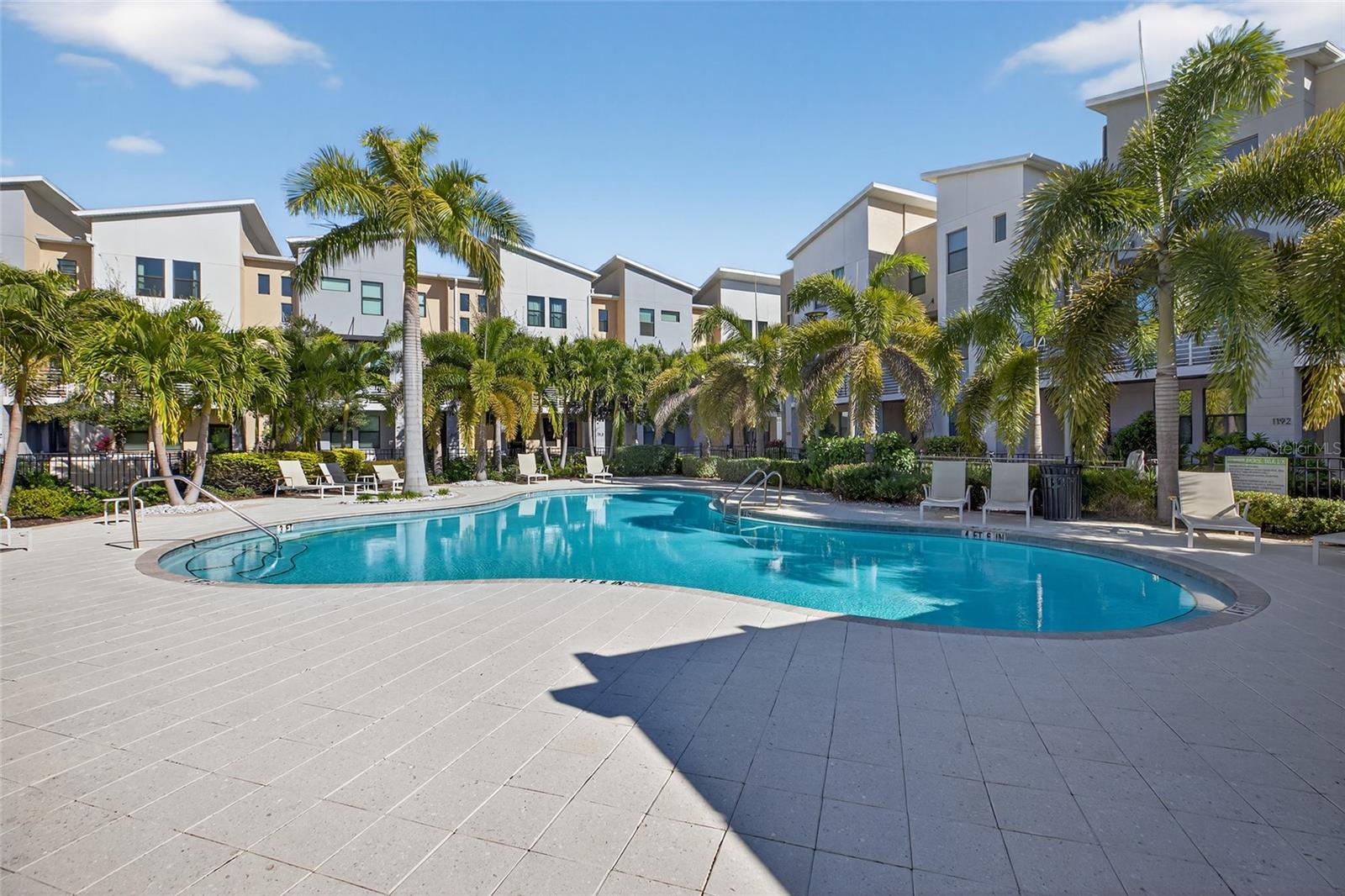 UPTOWN KENWOOD - Residential