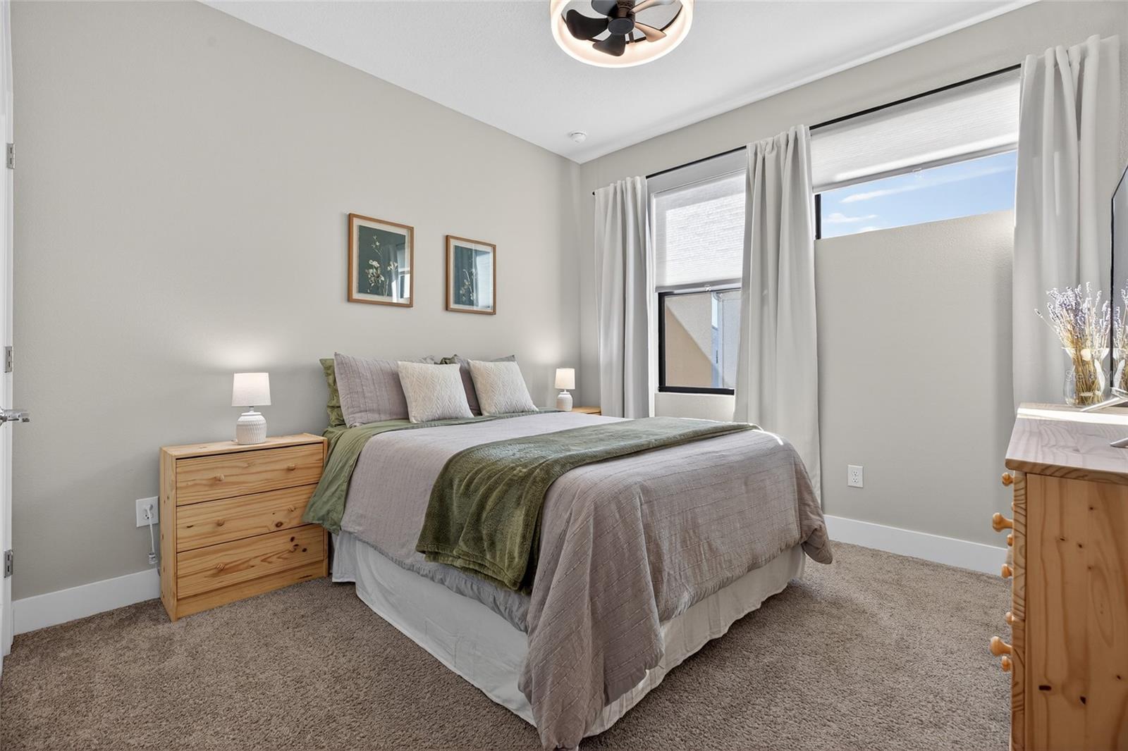 UPTOWN KENWOOD - Residential