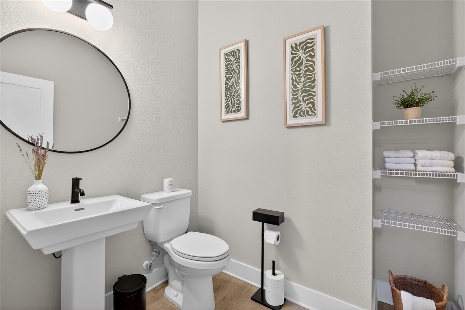 UPTOWN KENWOOD - Residential