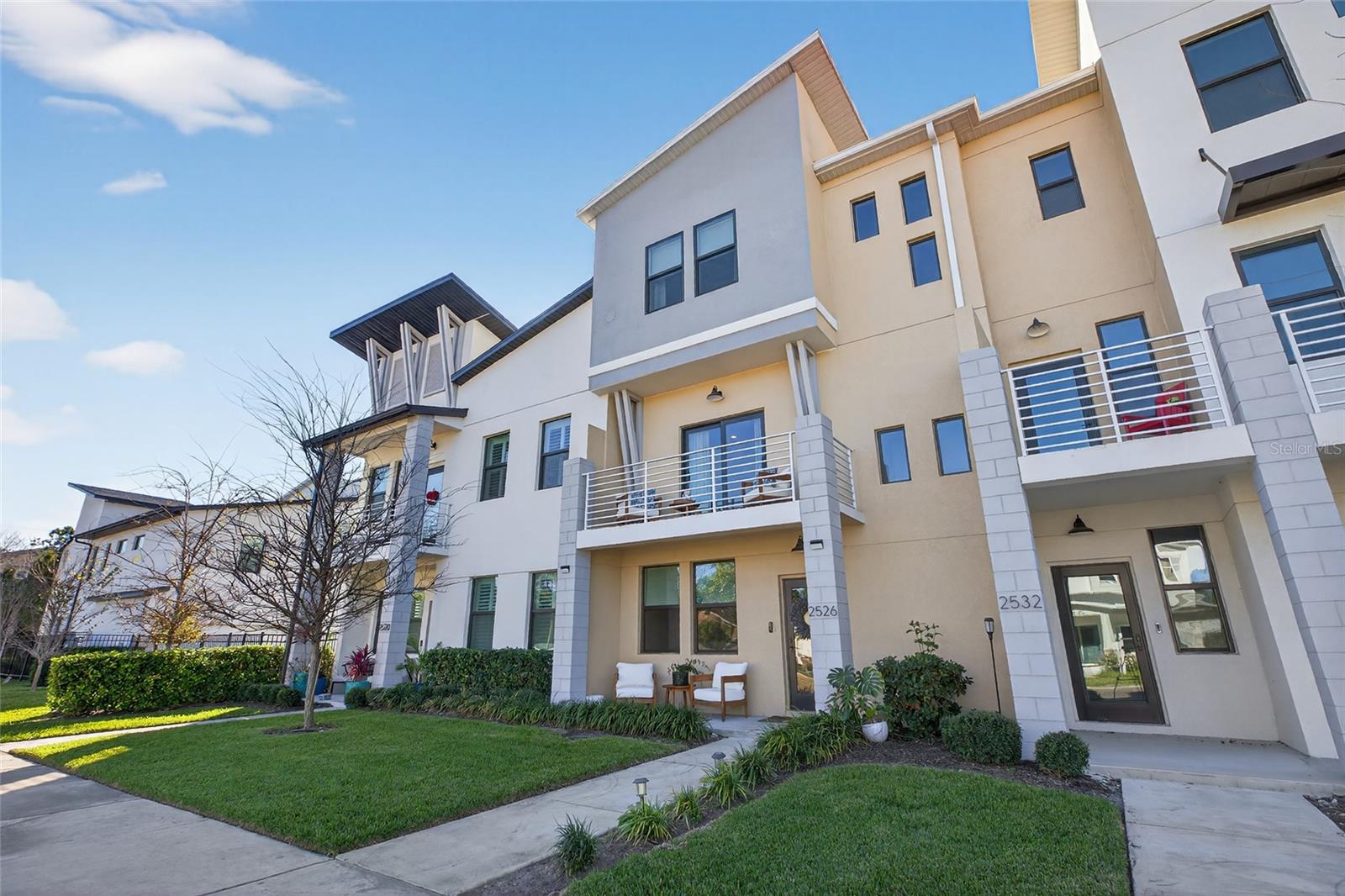 UPTOWN KENWOOD - Residential