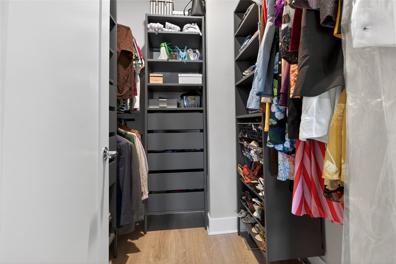 UPTOWN KENWOOD - Residential