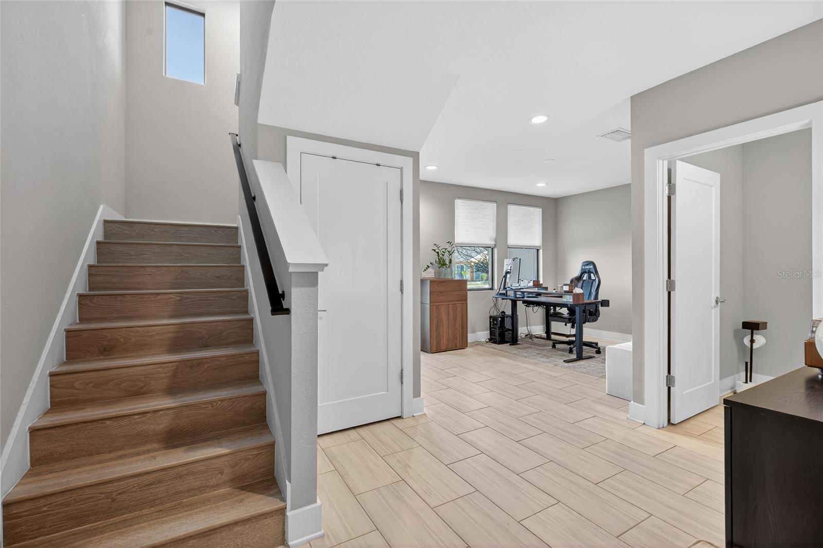 UPTOWN KENWOOD - Residential