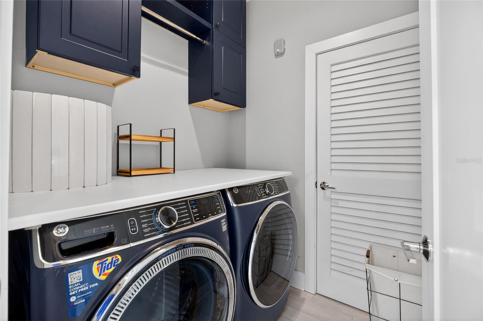 UPTOWN KENWOOD - Residential