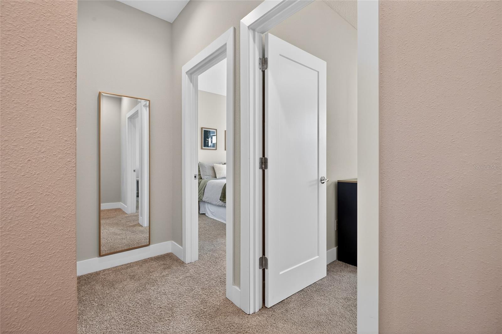 UPTOWN KENWOOD - Residential