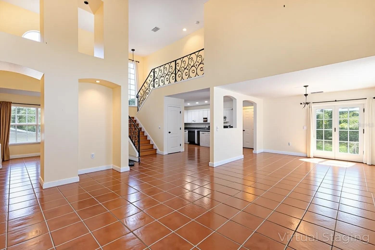 MOUNT DORA PINECREST SUB - Residential