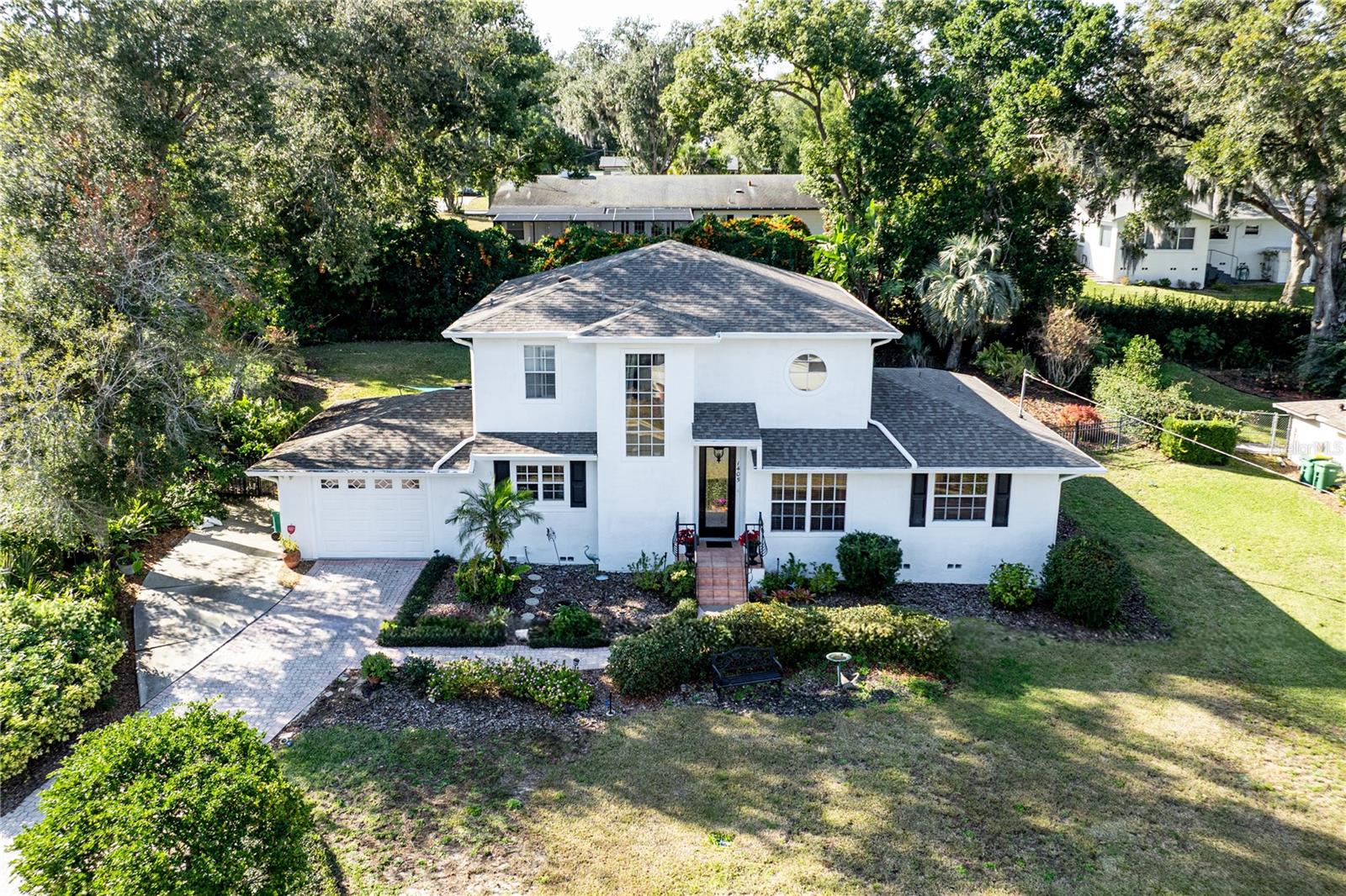 MOUNT DORA PINECREST SUB - Residential