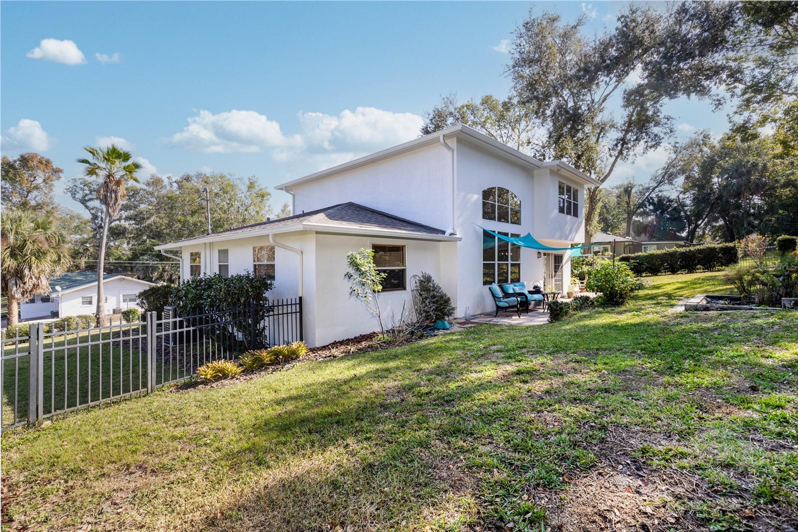 MOUNT DORA PINECREST SUB - Residential