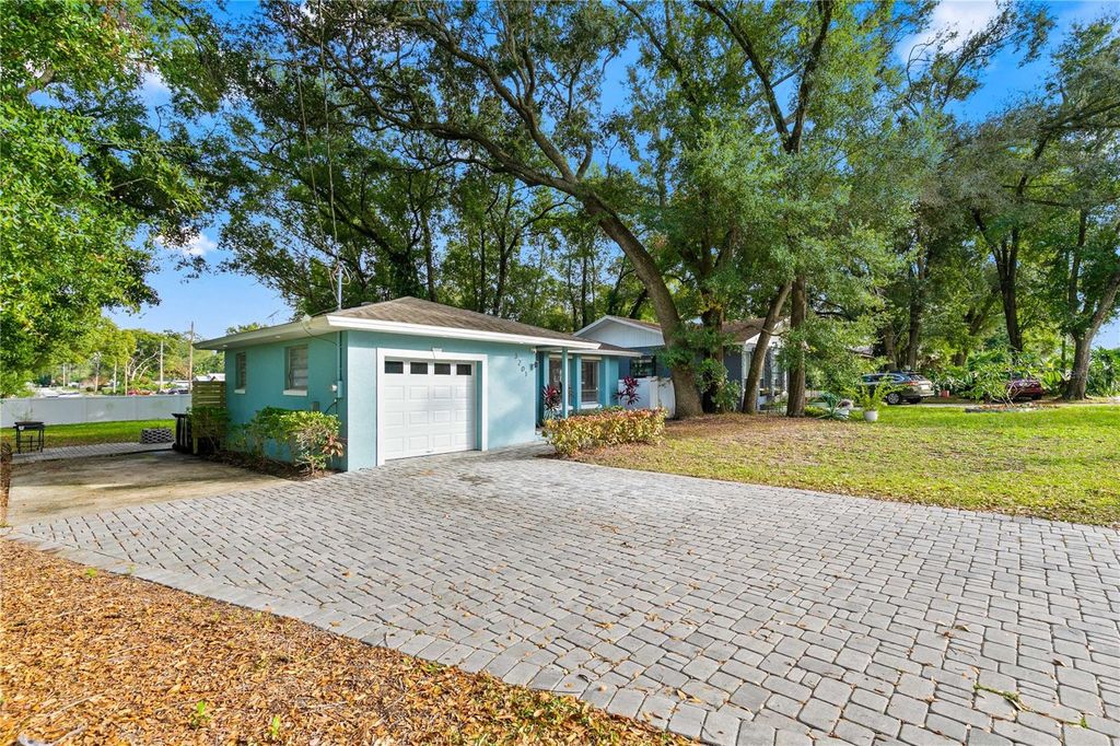 Photo of 3201 Martin Street, Orlando, FL 32806 (MLS # O6369050)