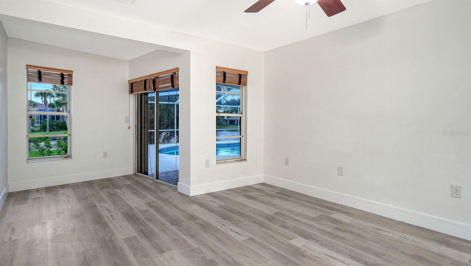 GULF GATE EAST - Residential