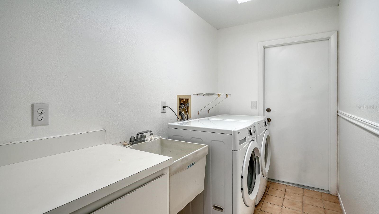 GULF GATE EAST - Residential