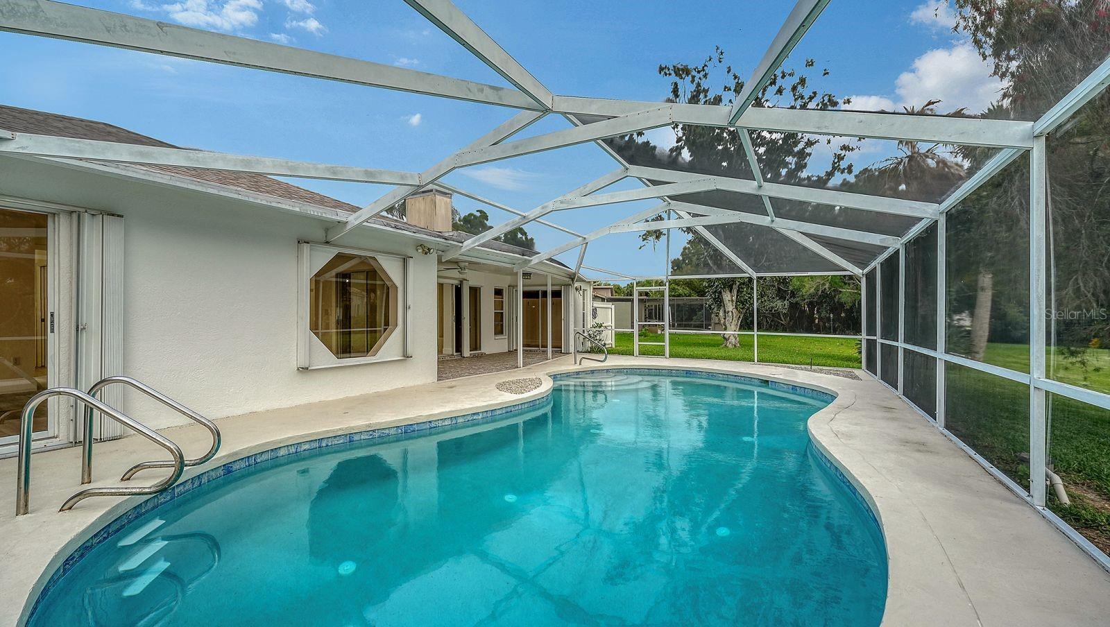 GULF GATE EAST - Residential