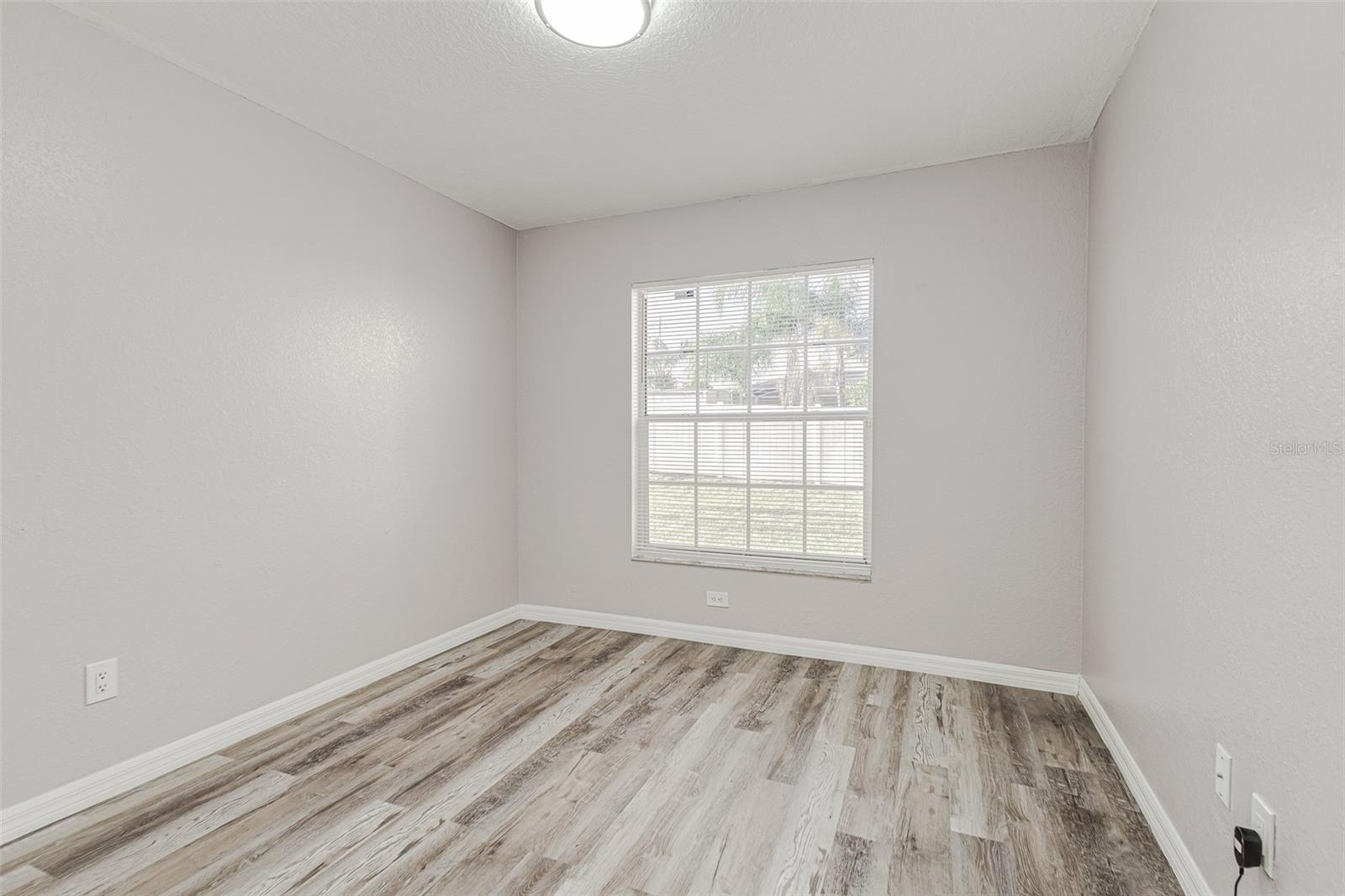 THOUSAND OAKS PH 01 - Residential