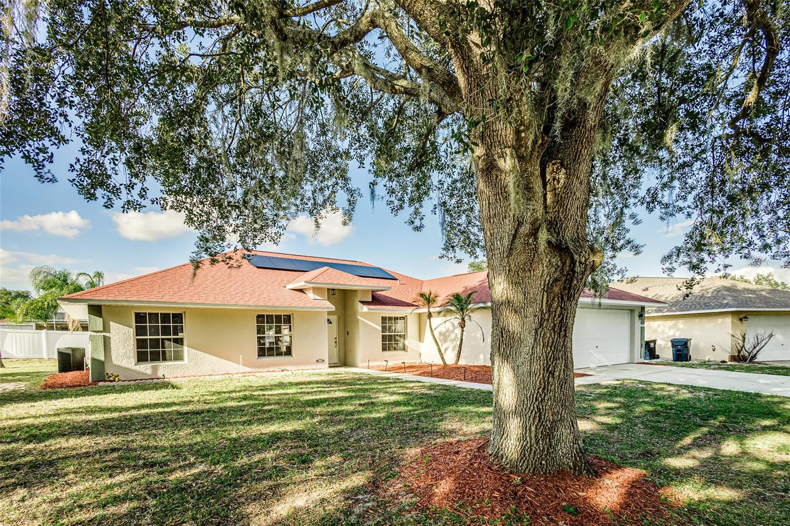 THOUSAND OAKS PH 01 - Residential