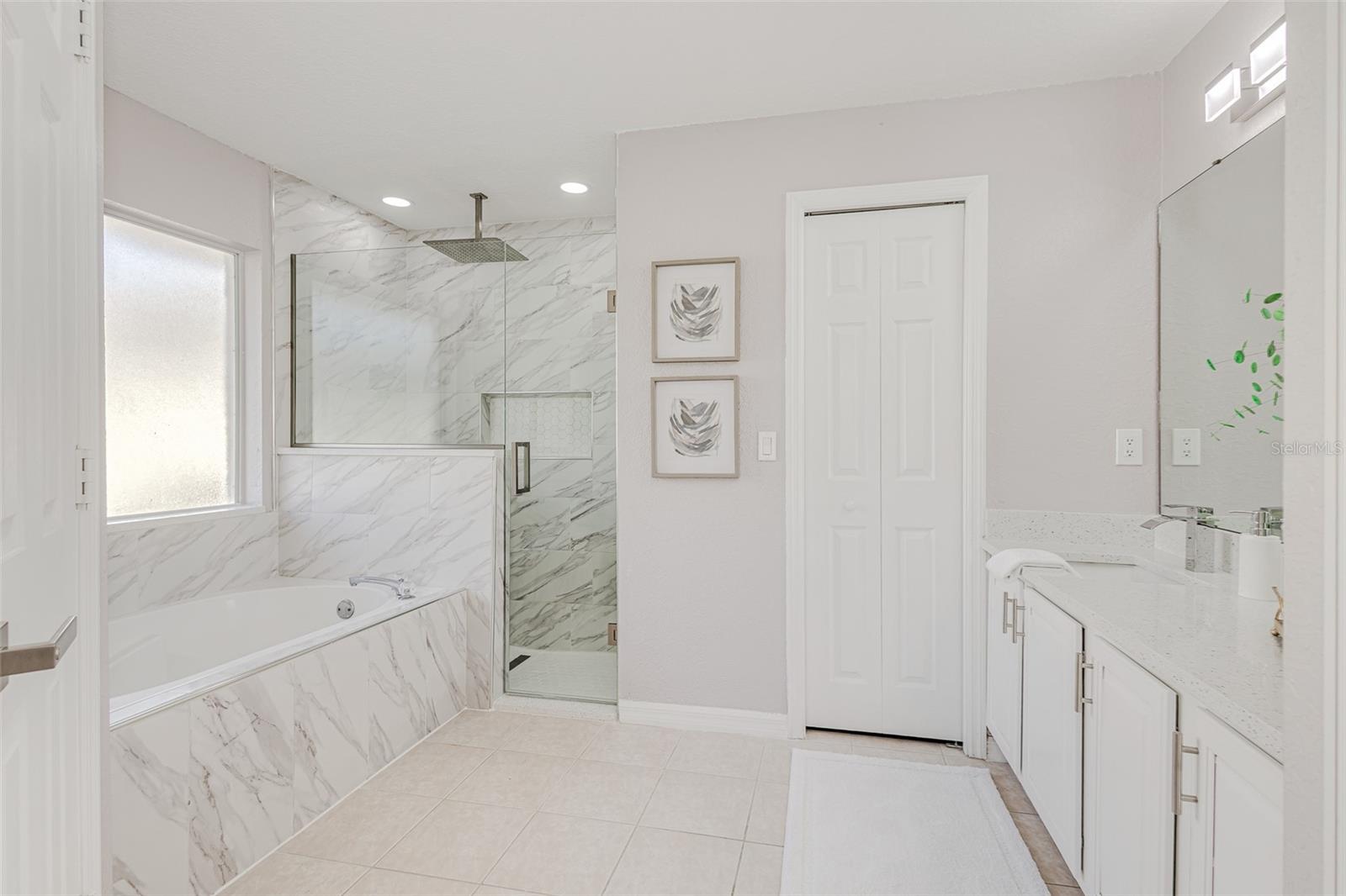 THOUSAND OAKS PH 01 - Residential