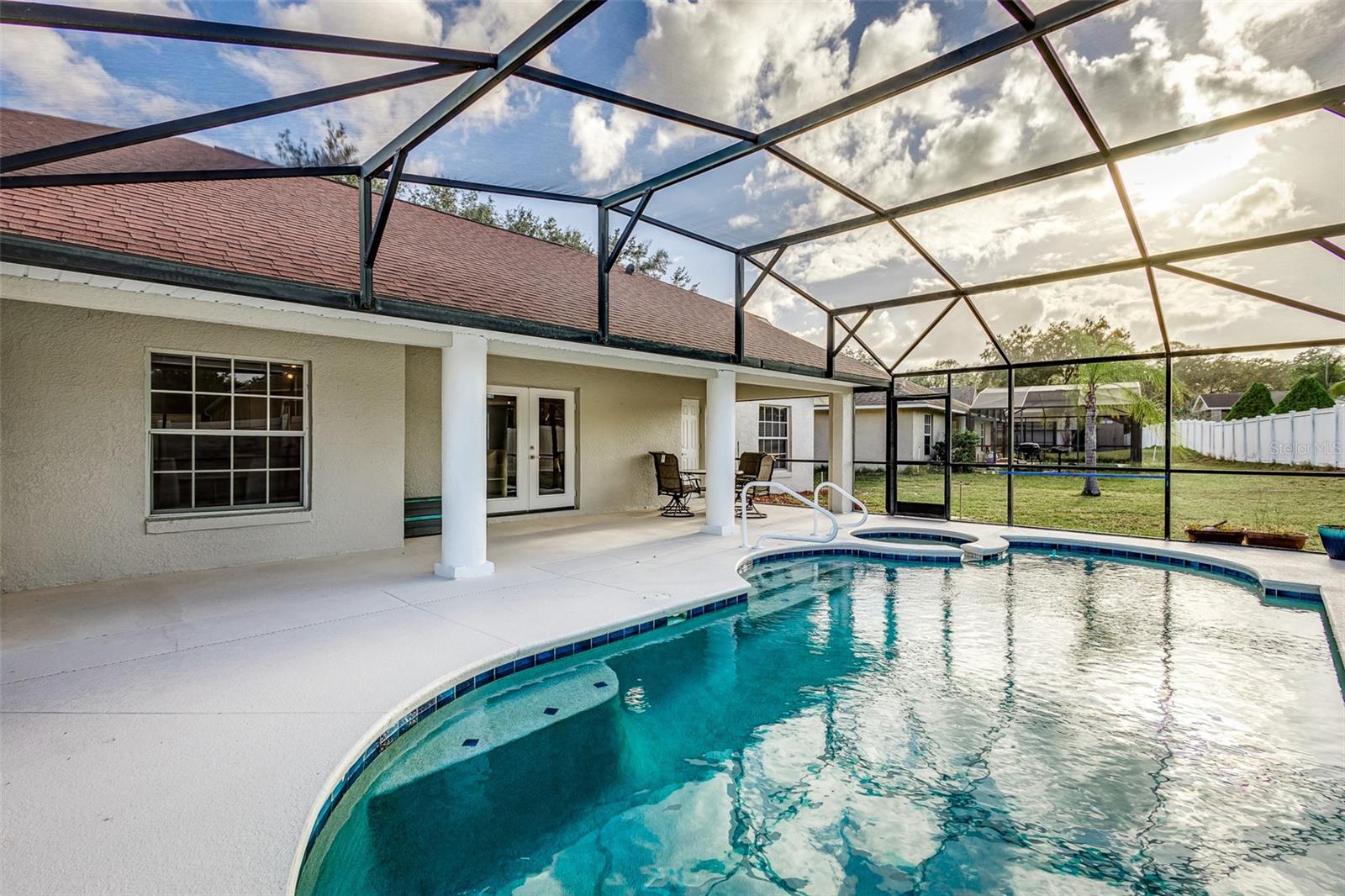 THOUSAND OAKS PH 01 - Residential