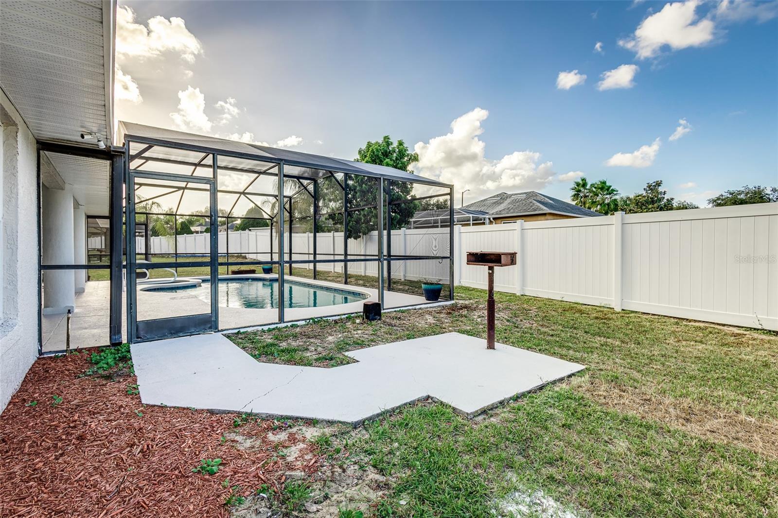 THOUSAND OAKS PH 01 - Residential