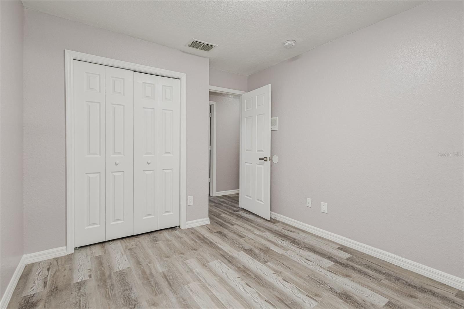 THOUSAND OAKS PH 01 - Residential