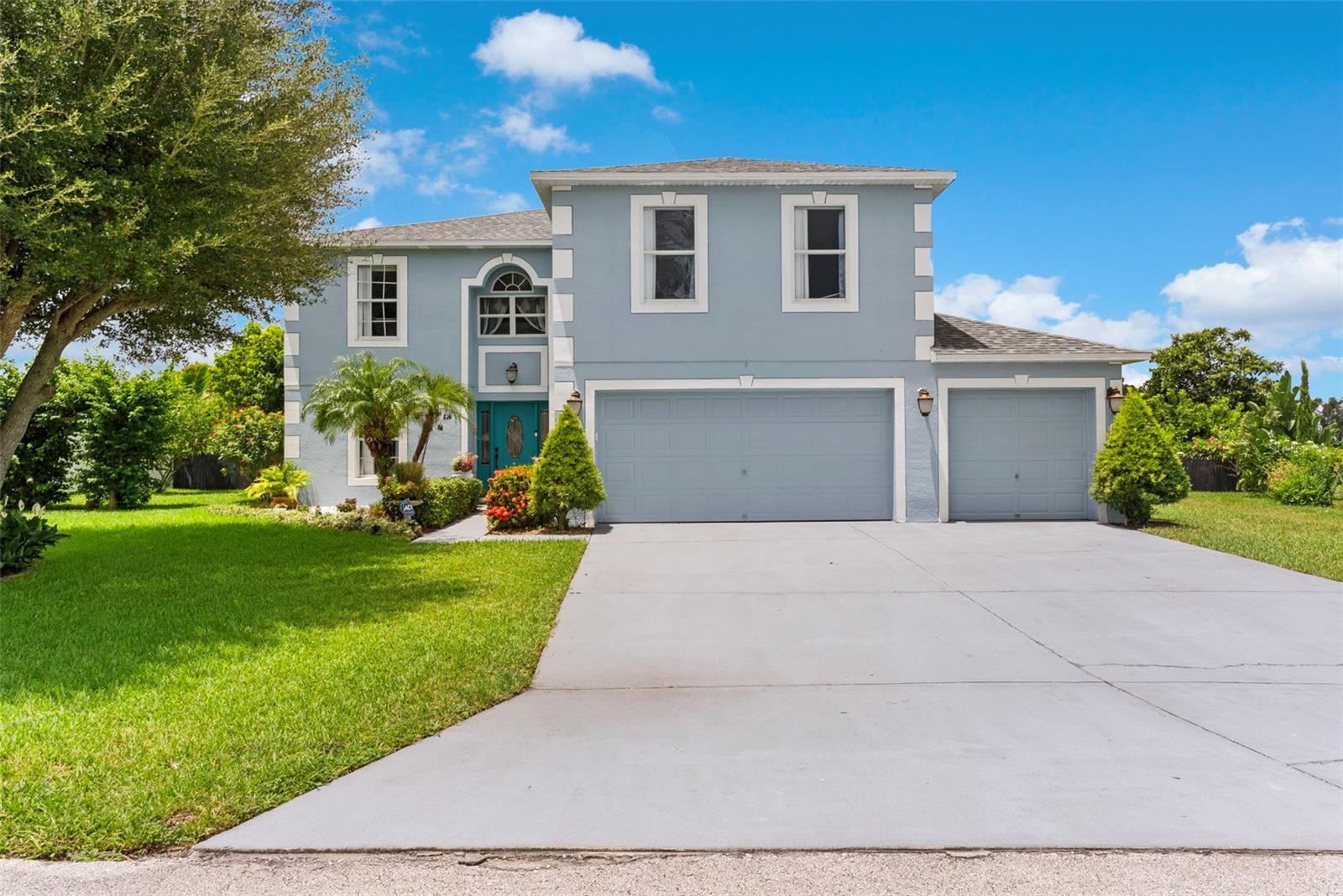 LAKE MEADOWS - Residential