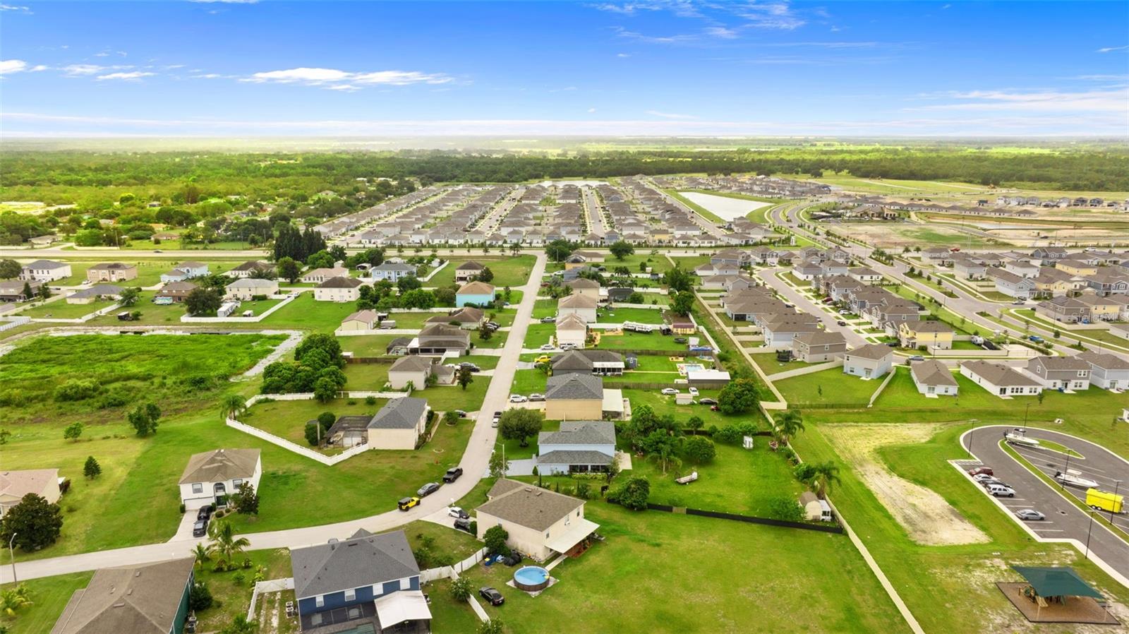 LAKE MEADOWS - Residential