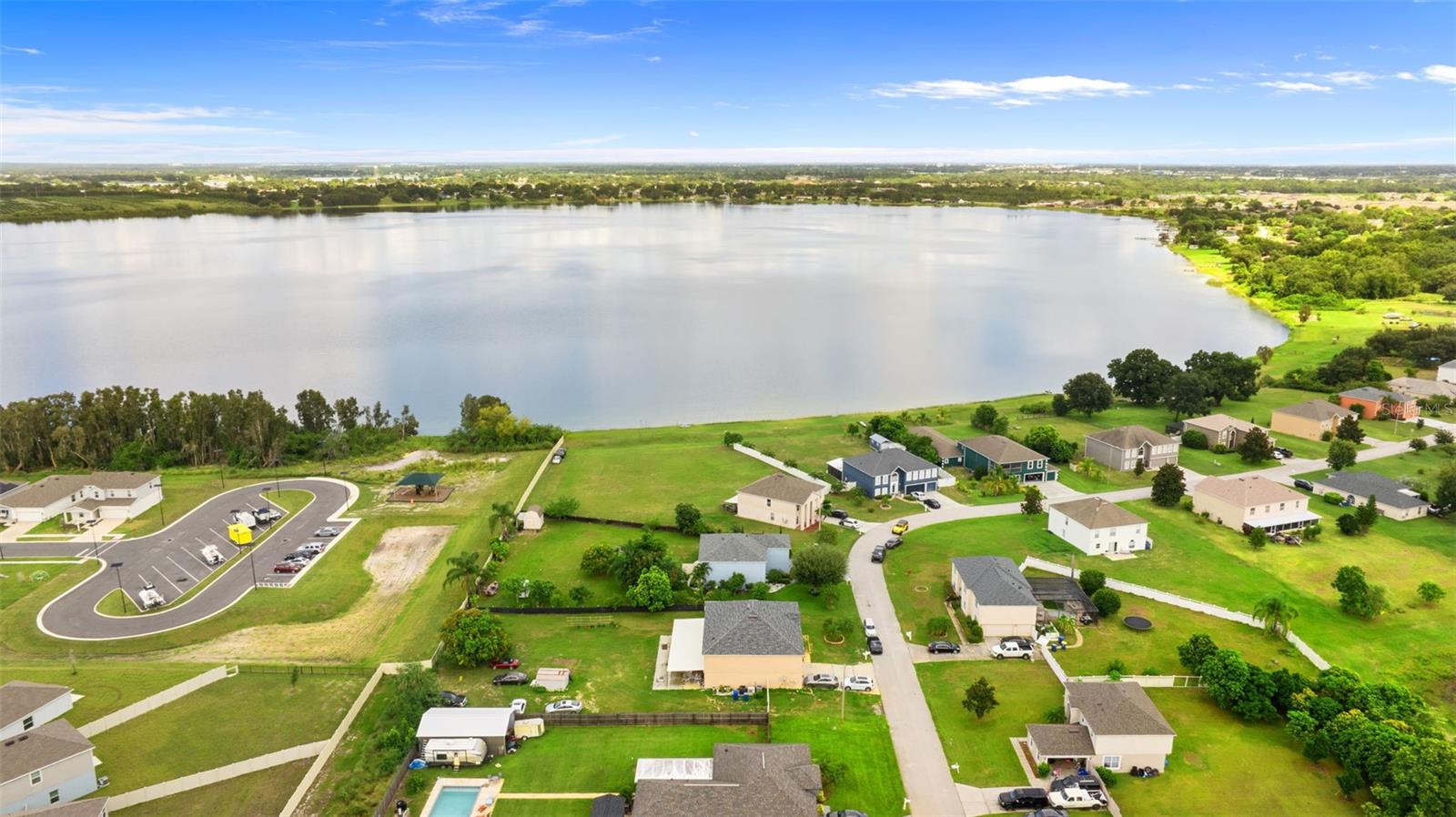 LAKE MEADOWS - Residential