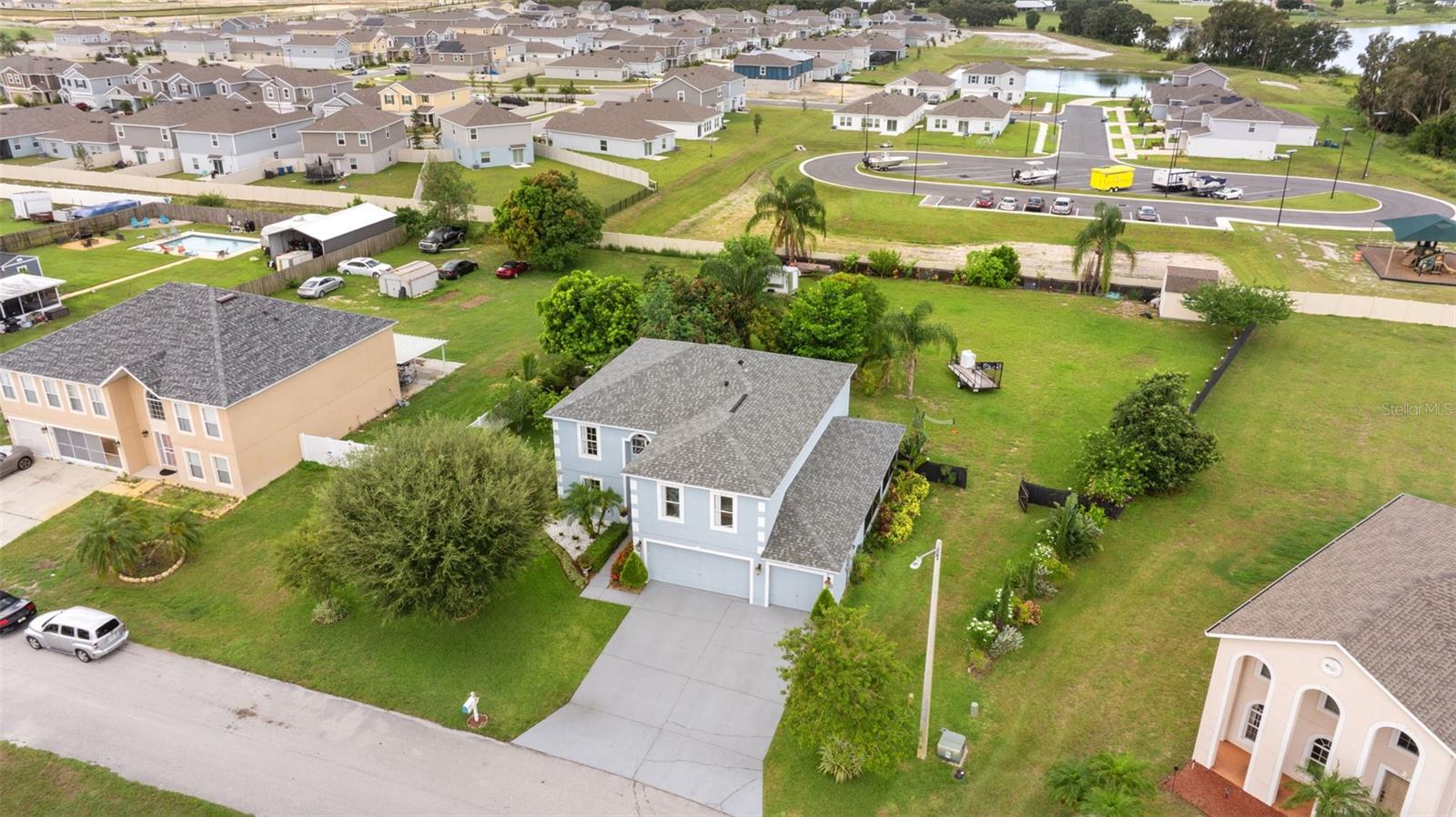 LAKE MEADOWS - Residential