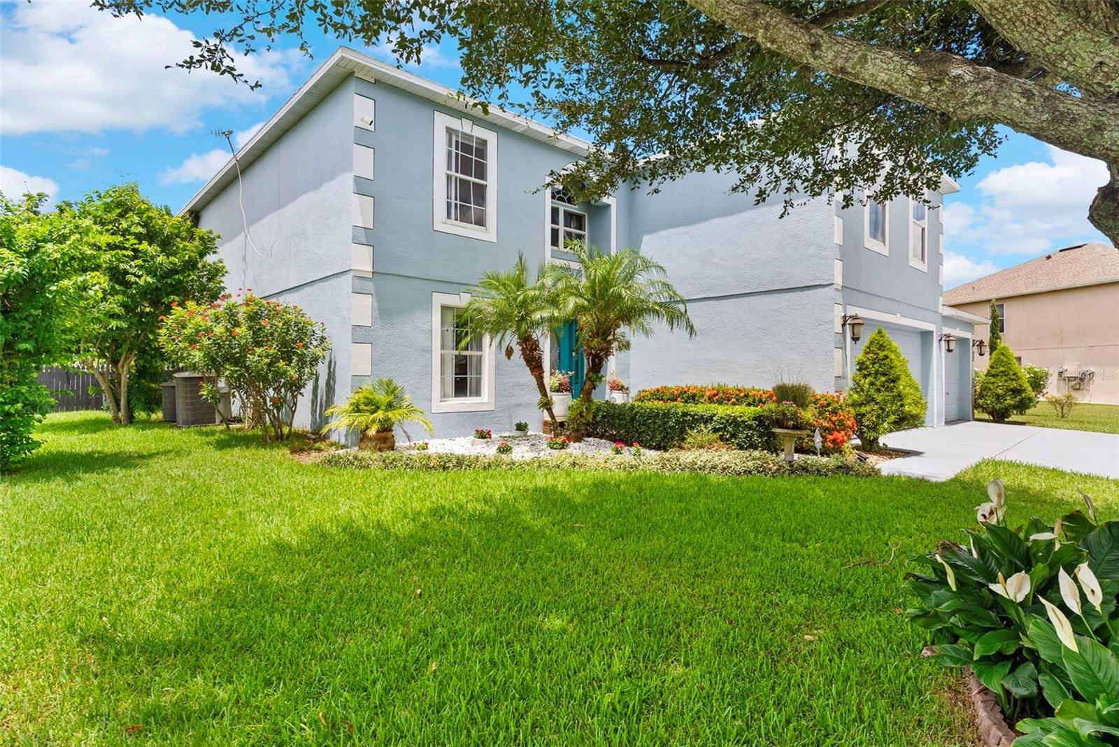 LAKE MEADOWS - Residential