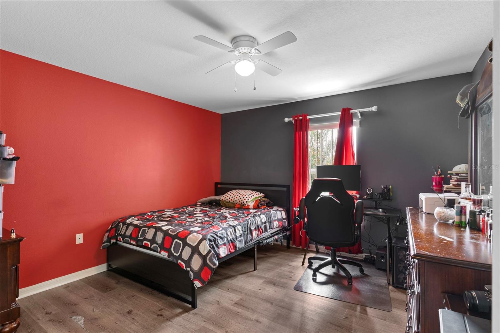 LAKE MEADOWS - Residential