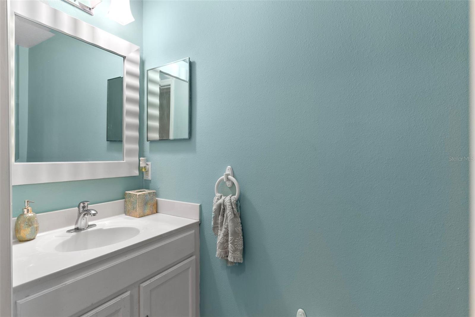 LAKE MEADOWS - Residential