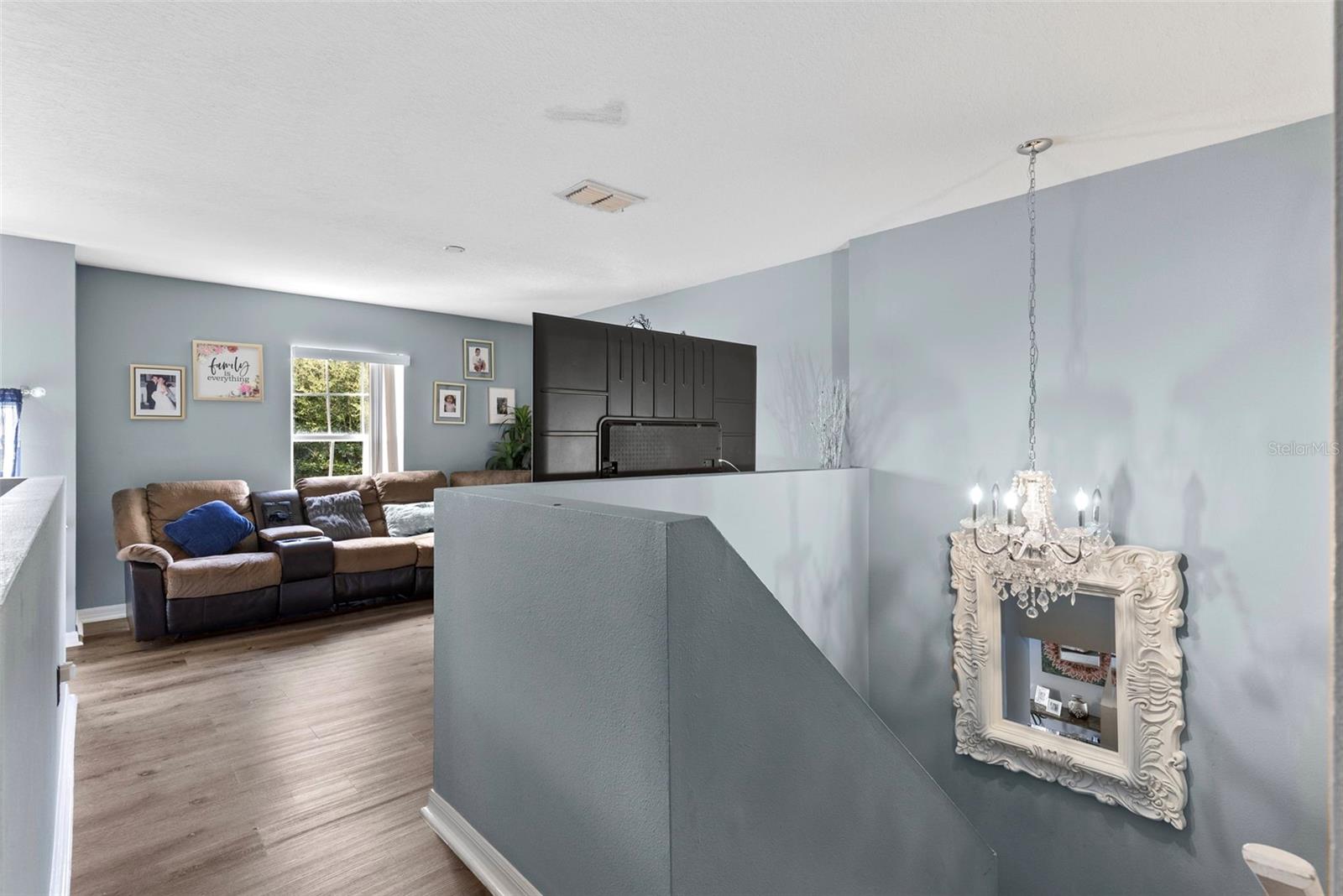 LAKE MEADOWS - Residential