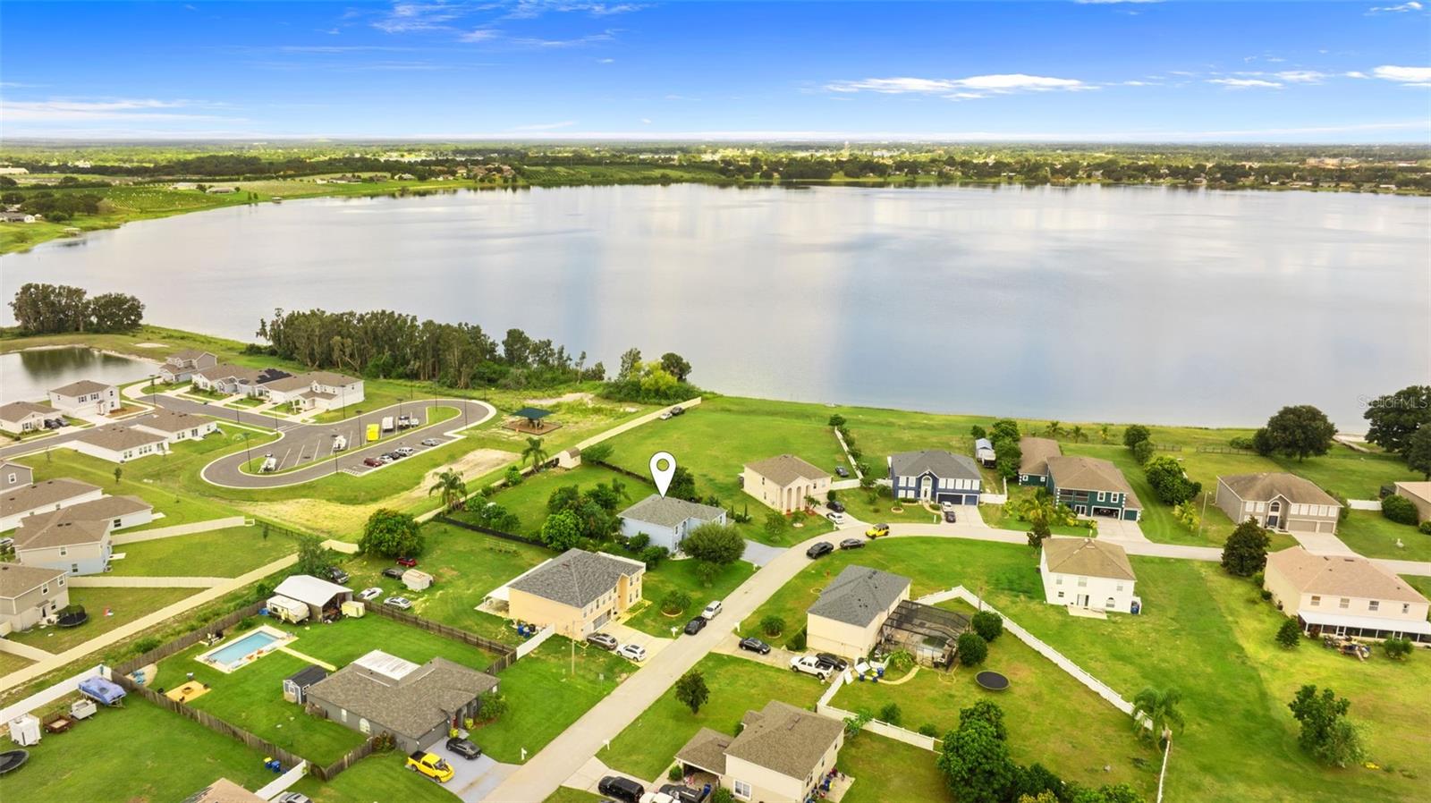 LAKE MEADOWS - Residential