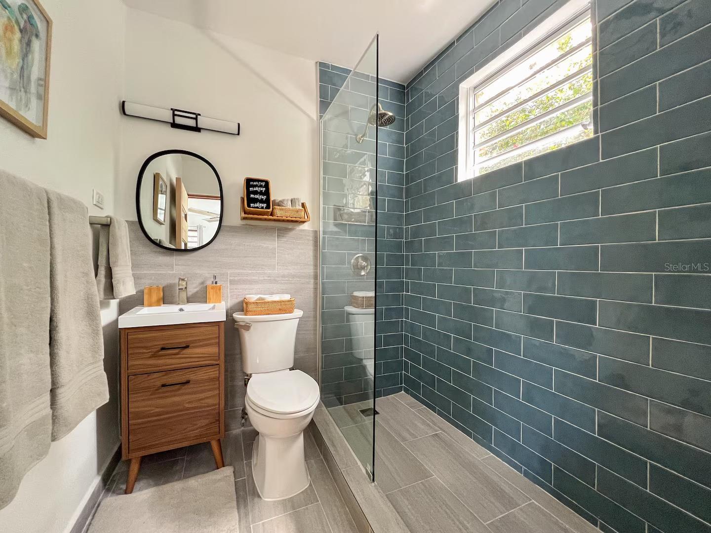 BRAVOS DE BOSTON - Residential