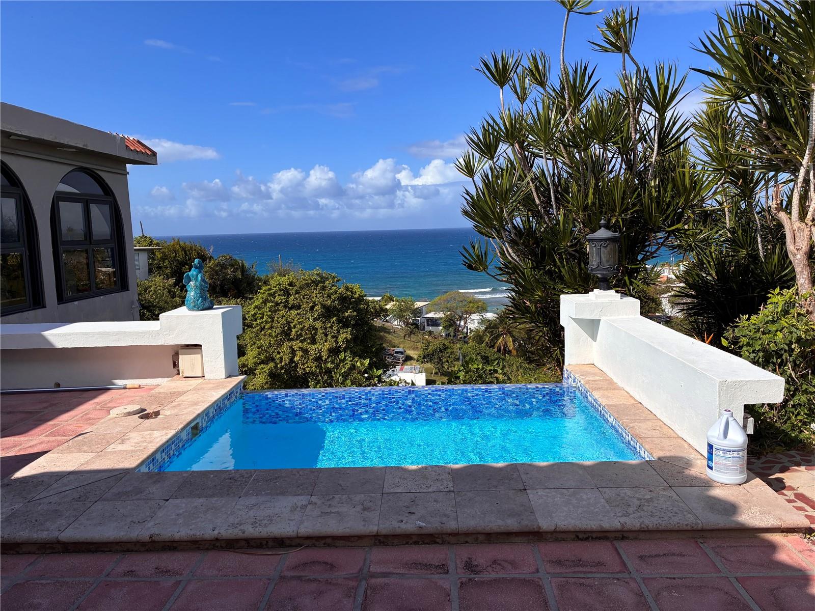 BRAVOS DE BOSTON - Residential