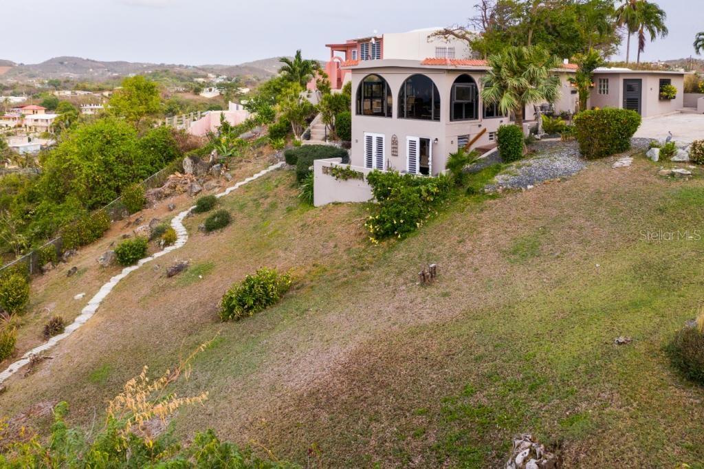 BRAVOS DE BOSTON - Residential