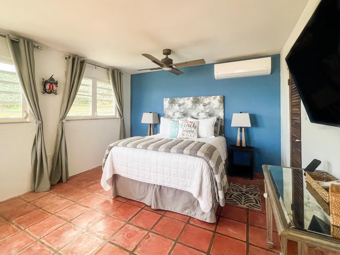 BRAVOS DE BOSTON - Residential