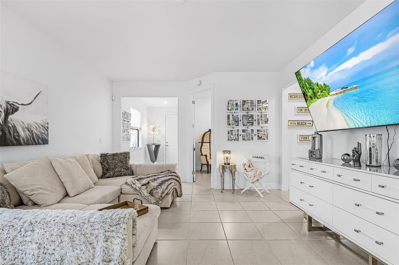 COLONIAL 70 - Residential