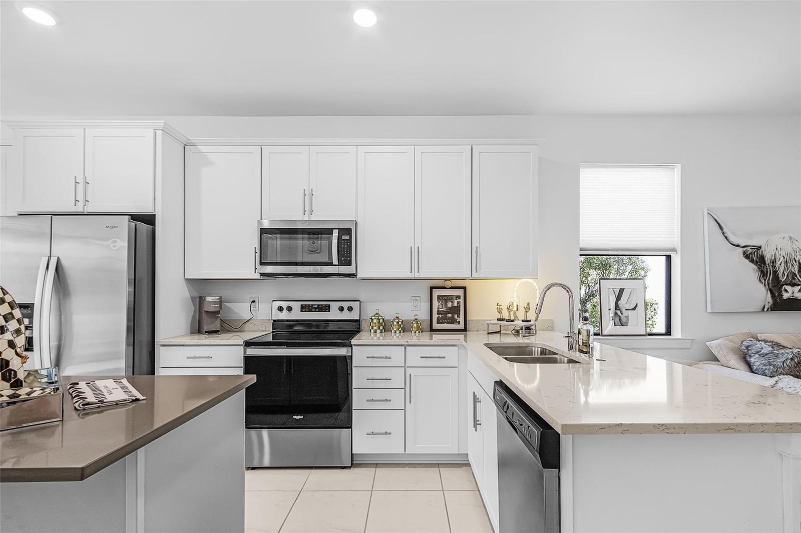 COLONIAL 70 - Residential