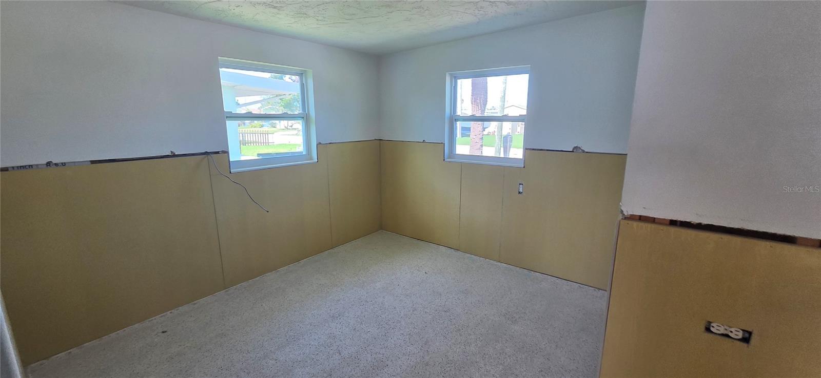 13320 CAROL DRIVE